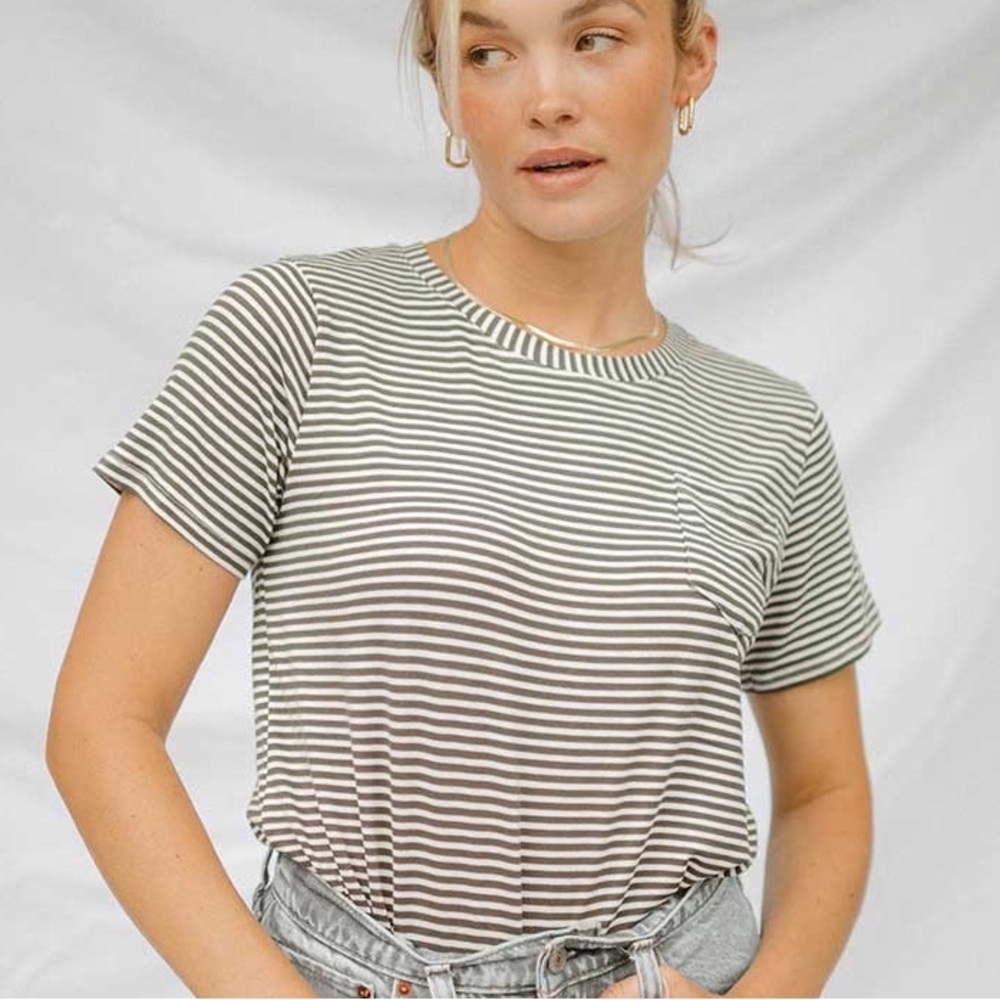 Albion Basic Tee Olive and White Stripe; Sz Large